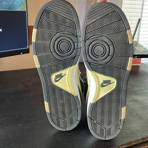 Rare Leopard 2012 Nike Prestige 3 Skinny High Prm Women's Gray/Volt - Picture 9 of 9